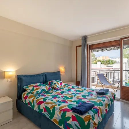 Yank's Centre Les Pins 5 Min Des Plages Apartman