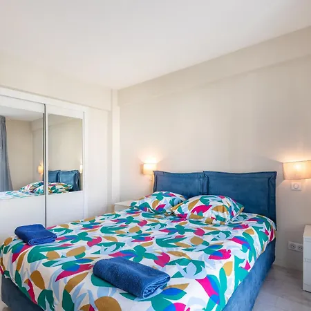 Yank's Centre Les Pins 5 Min Des Plages